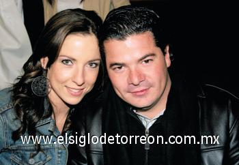 FELIZ CUMPLEAÑOS
Vero Zertuche y Jorge Jalife.