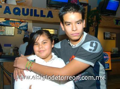 07022007
Omy Hernández y David Facio.