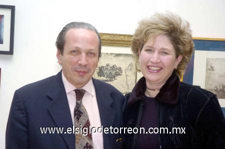 04022007 
Luis Pérez y Sofía Enríquez.