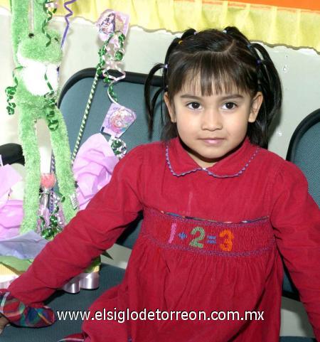 11022007 
Karina Jion Gallegos cumplió cuatro años.