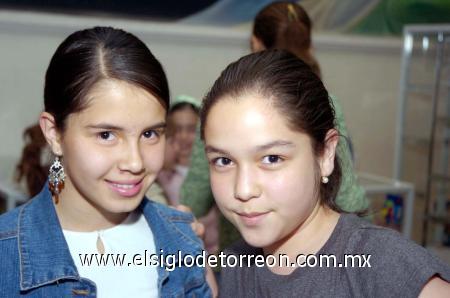 11022007 
Valeria Rubio y Cristy Carmona.