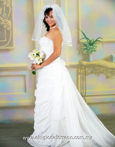 Srita Aída Luisa Guardado Olivares contrajeron matrimonio en la Catedral de Nuestra Señora del Carmen, el dos de diciembre de 2006.