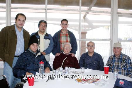 16022007 
Aristeo Cantú, Rogelio Barrios, Ricardo Ledesma, Alberto Ledesma, Arturo Martínez, Manuel González y Francisco Ledesma.