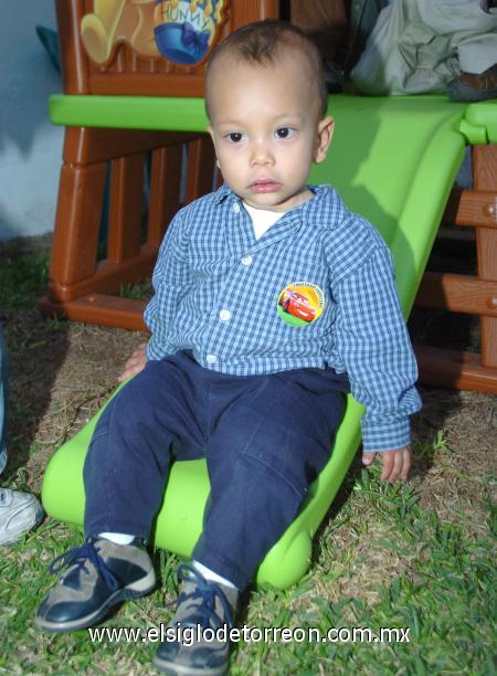 17022007
Alejandro Sotomayor fue festejado con motivo de su cumpleaños.