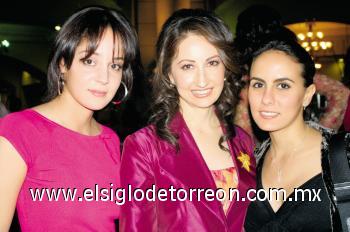 Gaby Torres de Villalpando, Sophia Martín Bello y Soraya Zreik.