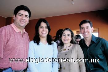 Tomas Bello, Diana Bello, Mayte de Cantú y José Cantú Gómez.