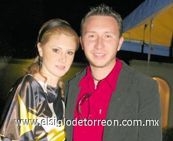 Ana Lya Román y Alejandro Vázquez.