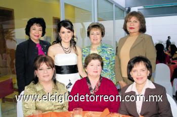 Laura Ramos de Carrillo, Ana Luisa V. de González, Elisa S. de Morales, Irma Martínez Vacío, Alicia Villanueva y Alejandra Vázquez.