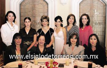 Akemi Cepeda, Stephanie Cohen, Ana Lucía Sáenz, Ana Lucía Cepeda, Lourdes Cepeda, Esther de Cepeda, Lilia Cepeda, Adriana Sepúlveda, Malú Anaya de López y Linda de Zarzar.