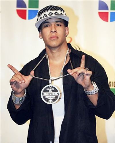 Otros de los galardonados fueron el reggaetonero puertorriqueño Daddy Yankee (foto) y el mexicano Vicente Fernández.