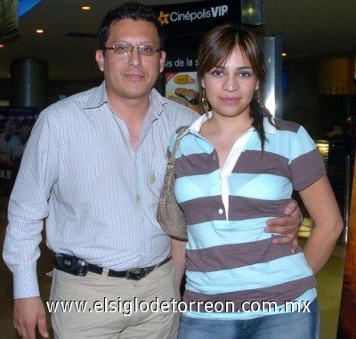14032007
Rodolfo García y Alejandra González.