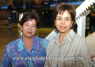 21032007
Irma Subealdea Cosío y Ana María Fernández de Fernández.