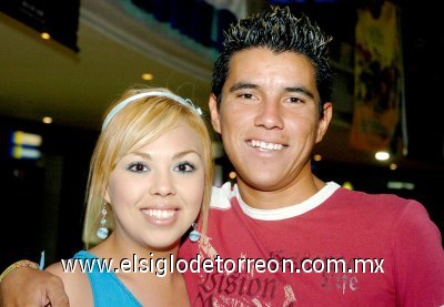 18042007
Gloria Durón y Alberto Chávez