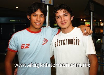 25072007
Eduardo Tueme y Alejandro Cruz.