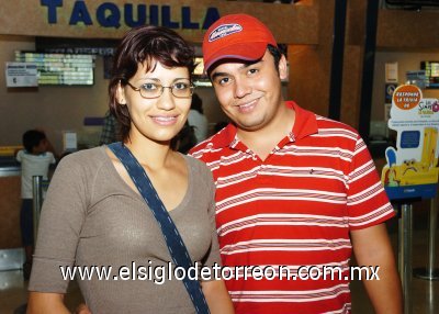 15082007
Rocío Muñoz y César Partida.