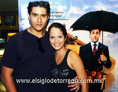 15082007
Víctor Ayala y Perla Jáquez.