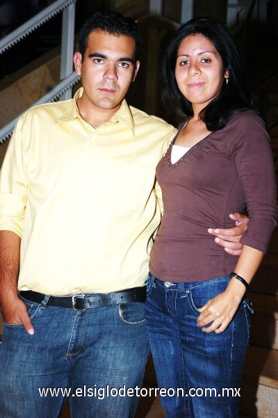 26092007
José Eduardo Soto y Gloria Monsiváis.