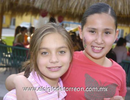 03032007
Isaura Gómez Chávez y Samantha Franco.