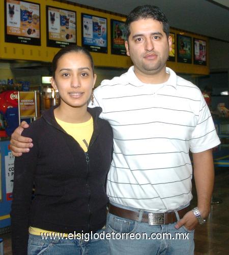 01032007
Lidia Muñoz y Sergio Medina.