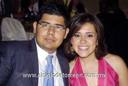 04032007 
Mary Espada y Adalberto Garza.