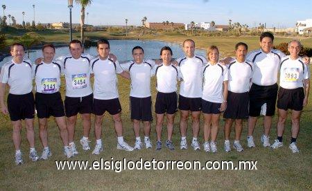 08032007
Héctor Ramos, Víctor Mayagoitia, Vicente Barocio, Manuel Goytortua, Jorge Valdez, Aldo Sandoval, Raúl Anzures, Milu de Anzures, Óscar Rodríguez, Osvaldo Hugo Juárez y Emilio Sánchez..