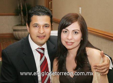 07032007
Ramón García y Verónica Villarreal de García.
