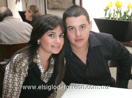 12032007
Tanya Rueda y José Villalobos.