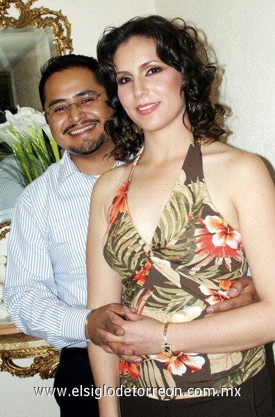11032007 
Eleno García y Cecilia Hinojosa Lugo.