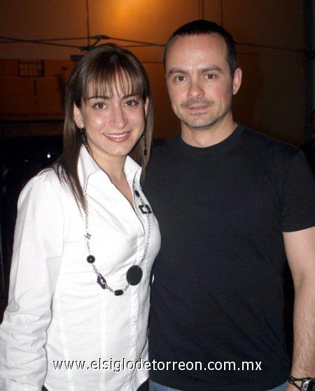 11032007
Iveth Delgado de Gutiérrez y Jaime Gutiérrez.