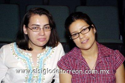 23032007 Linda Haro y Cindy Bueno.