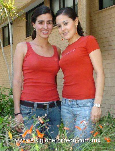 21032007
Ana Lucía García y Tenssy Meléndez.