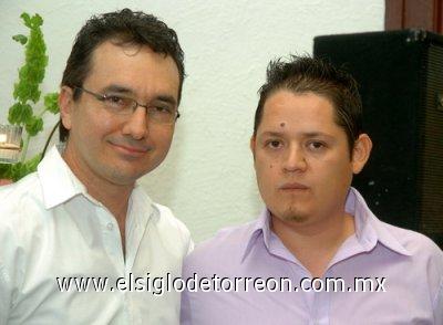22032007
Marco Jiménez y Carlos Reyes.
