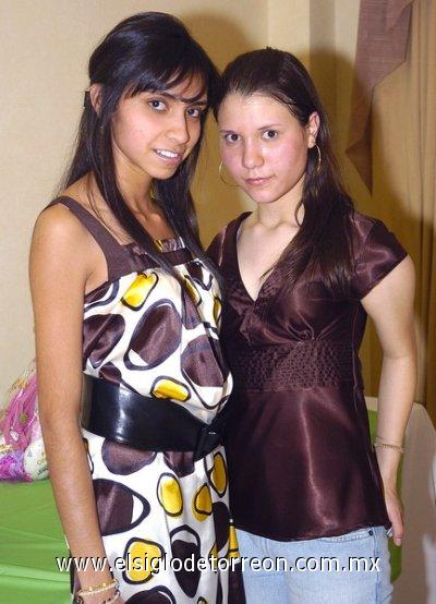 26032007
Cristina González de alba y Wendy Madrid celebraron sus respectivos cumpleaños, en días pasados