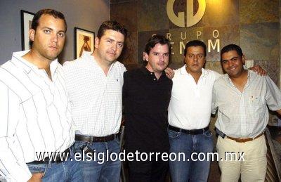 25032007
Alejandro Yarza, Alejandro Veyán, Javier Villarreal, Antonio Juan Marcos y Juan Carlos Gómez.