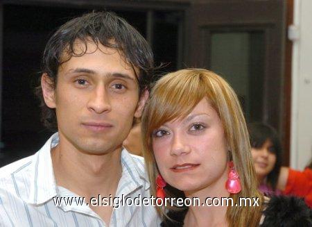 25032007
Mario Hernández y Frida Iduñate.