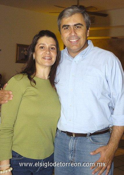 29032007 
Karla y su esposo Ricardo Muñoz