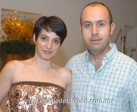 30032007
Alejandra Zurita de Saldaña y Ricardo Saldaña