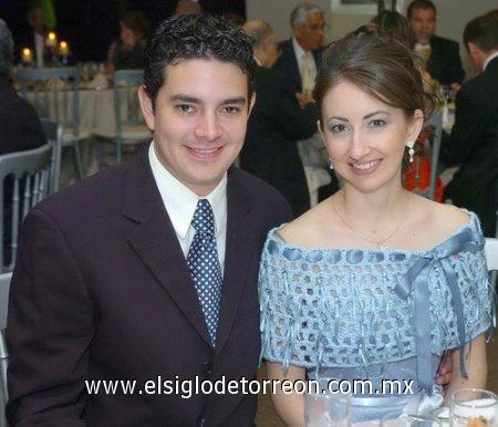 30032007
José Cantú y Sophia Martín asistieron a la boda de Ricardo Gómez Cantú y Ana Lucía Aranzábal Román