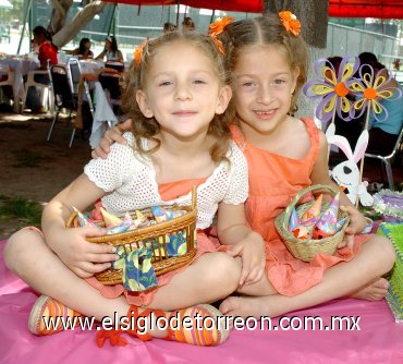 07042007
Sara y Alba Lastra Cardiel cumplieron siete y cinco años de vida , respectivamente