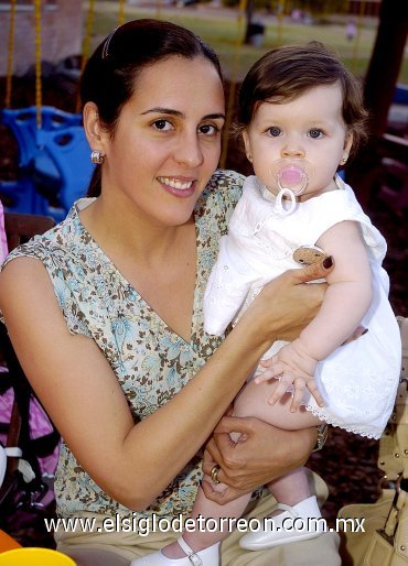 09042007
Marcela Baille y Regina Rebollo