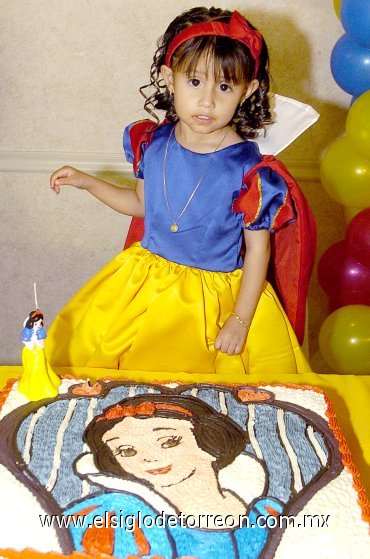 11042007
Mariana Cisneros B. cumplió tres años