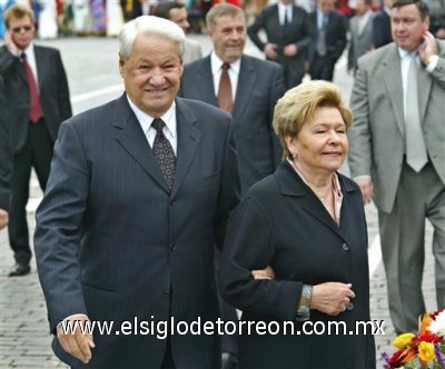 El 31 de diciembre de 1991 Yeltsin sorprendió a todo el país al anunciar que abandona el cargo antes de tiempo.