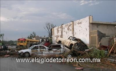 Los daños son incalculables,   por lo que peinan el municipio para auxiliar a las familias y reconstruir sus viviendas de esa alcaldía.