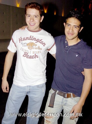 25042007
Samuel Lara y Santiago Ávalos