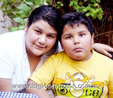 29042007
Laura Belmonte y Alexis Gustavo Martínez.