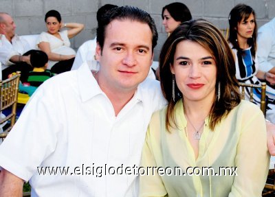 Raúl Romero y Regina Flores.
