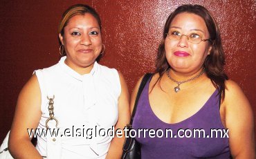 01052007
Bertha Parga y Elena de Ángel.