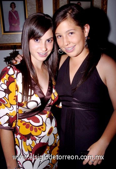03052007
Anly García y Ángela Murra.