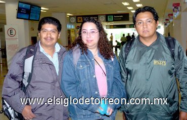 02052007
Juan Alvarado, Claudia Rodríguez y Fernando Ferrero llegaron del DF.