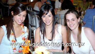 06052007
Beatriz Murra, Mónica González y Claudia Peña.